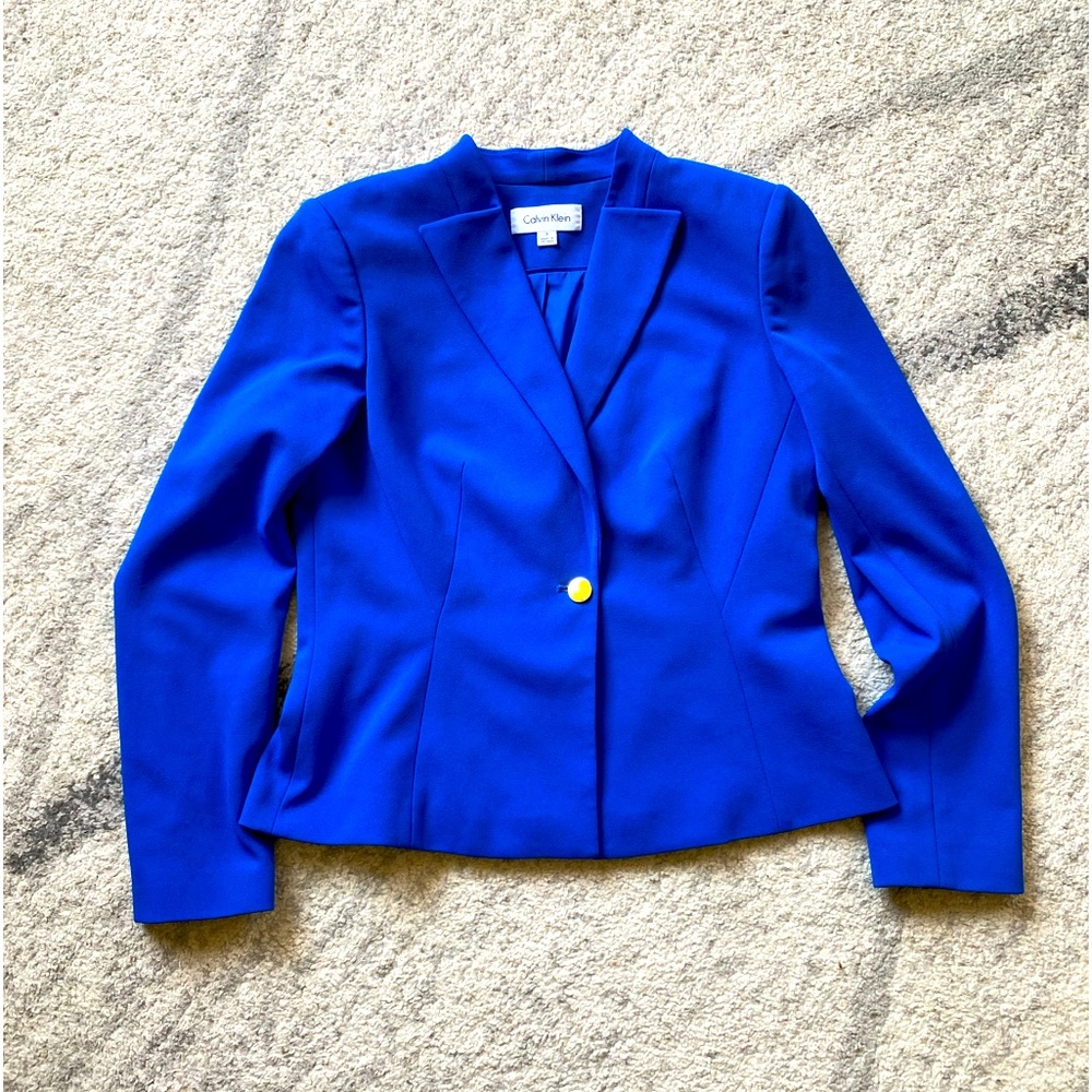 •CALVIN KLEIN• Size 8 • Royal Blue Blazer